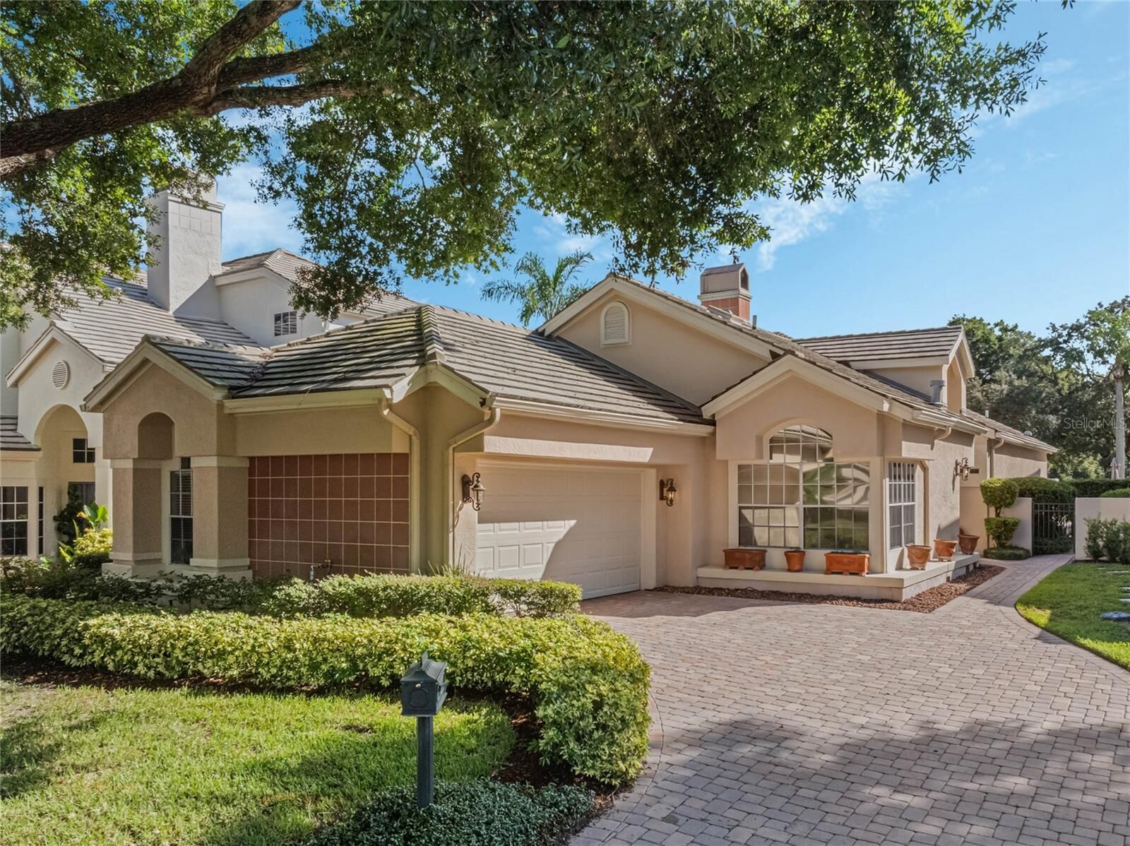Property Photo: 459 Denton Court FL 32746