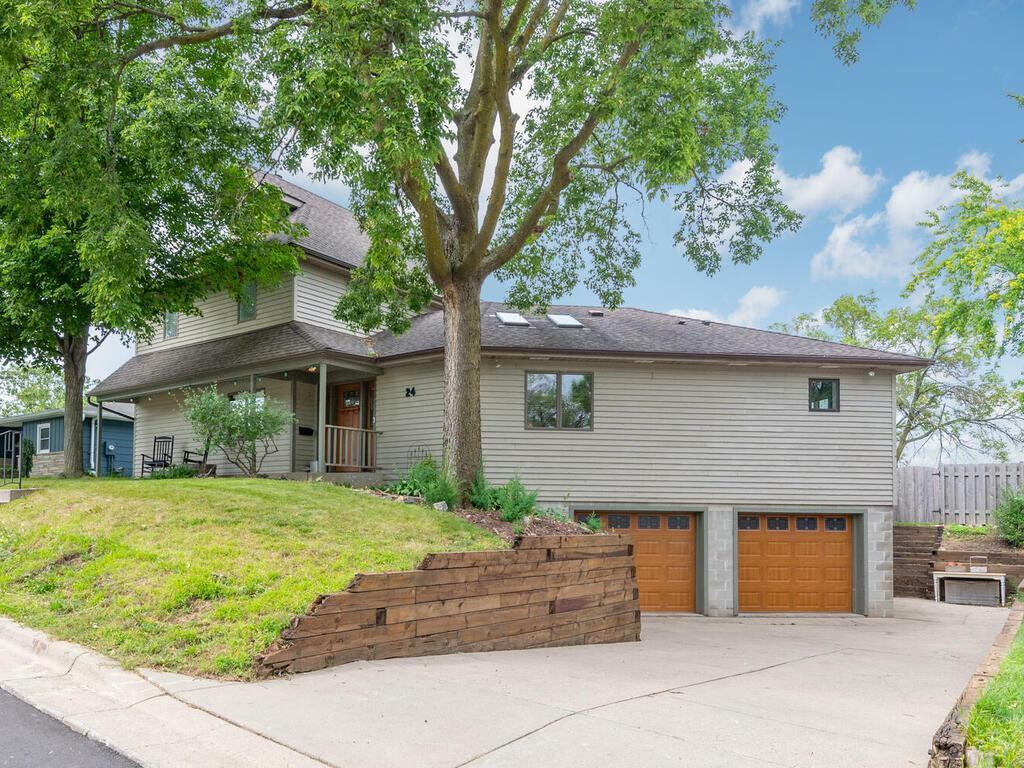 Property Photo:  24 W Lake Street  MN 55387 