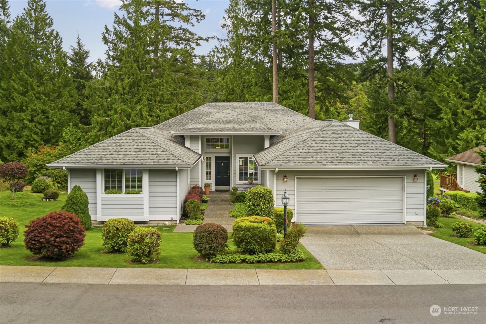 Property Photo:  197 Greenview Lane  WA 98365 