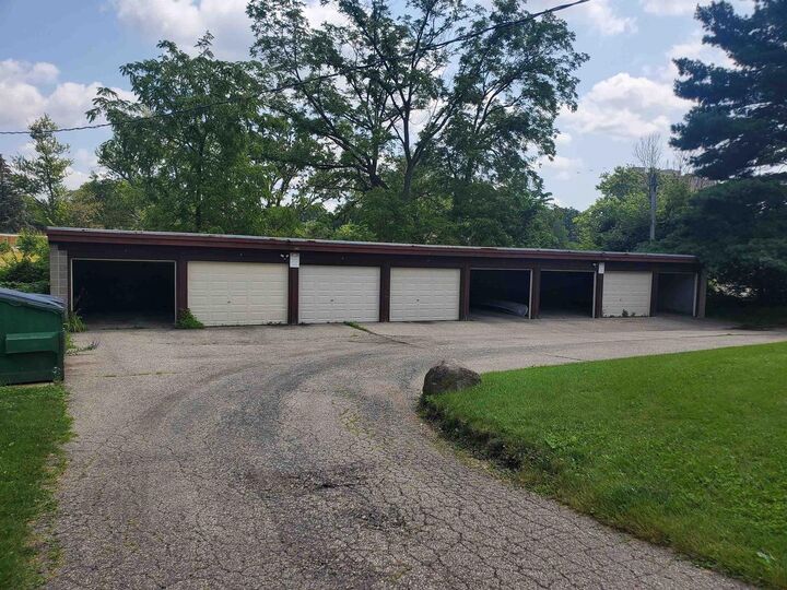 Property Photo: 225 Nautilus Drive WI 53705