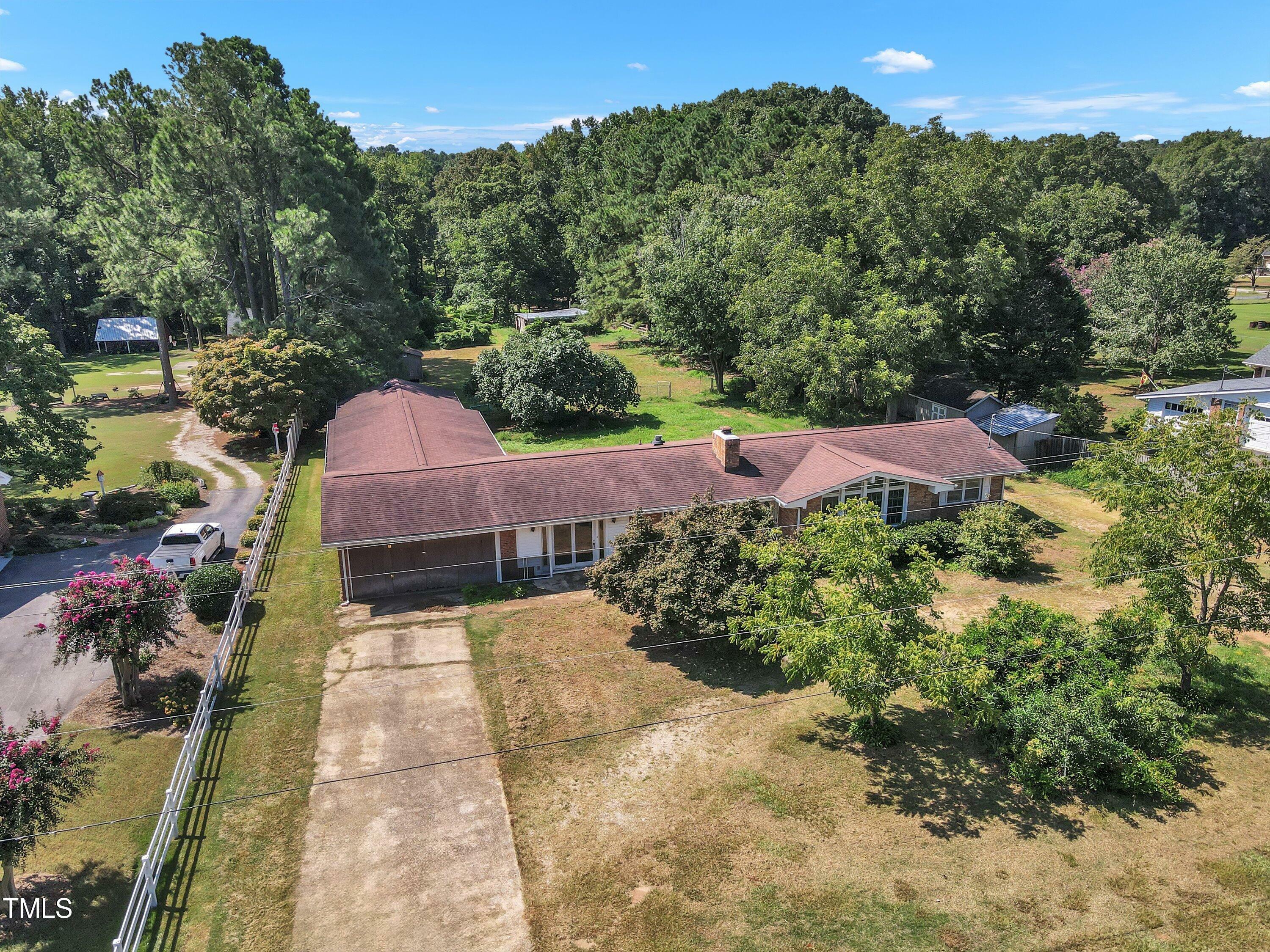 Property Photo:  408 Rand Road  NC 27603 