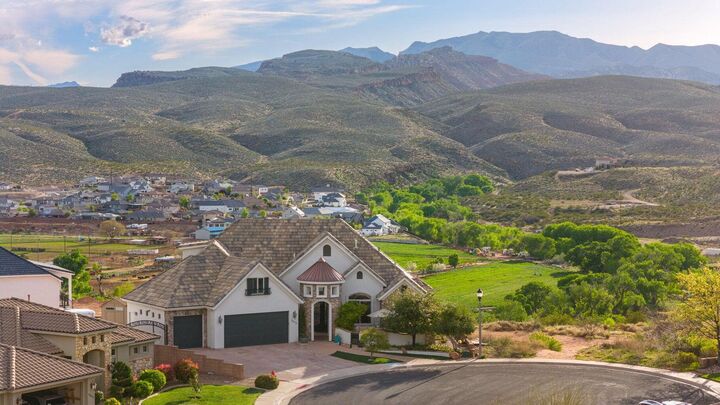 3639 Mountain View Circle Cir  Santa Clara UT 84765 photo