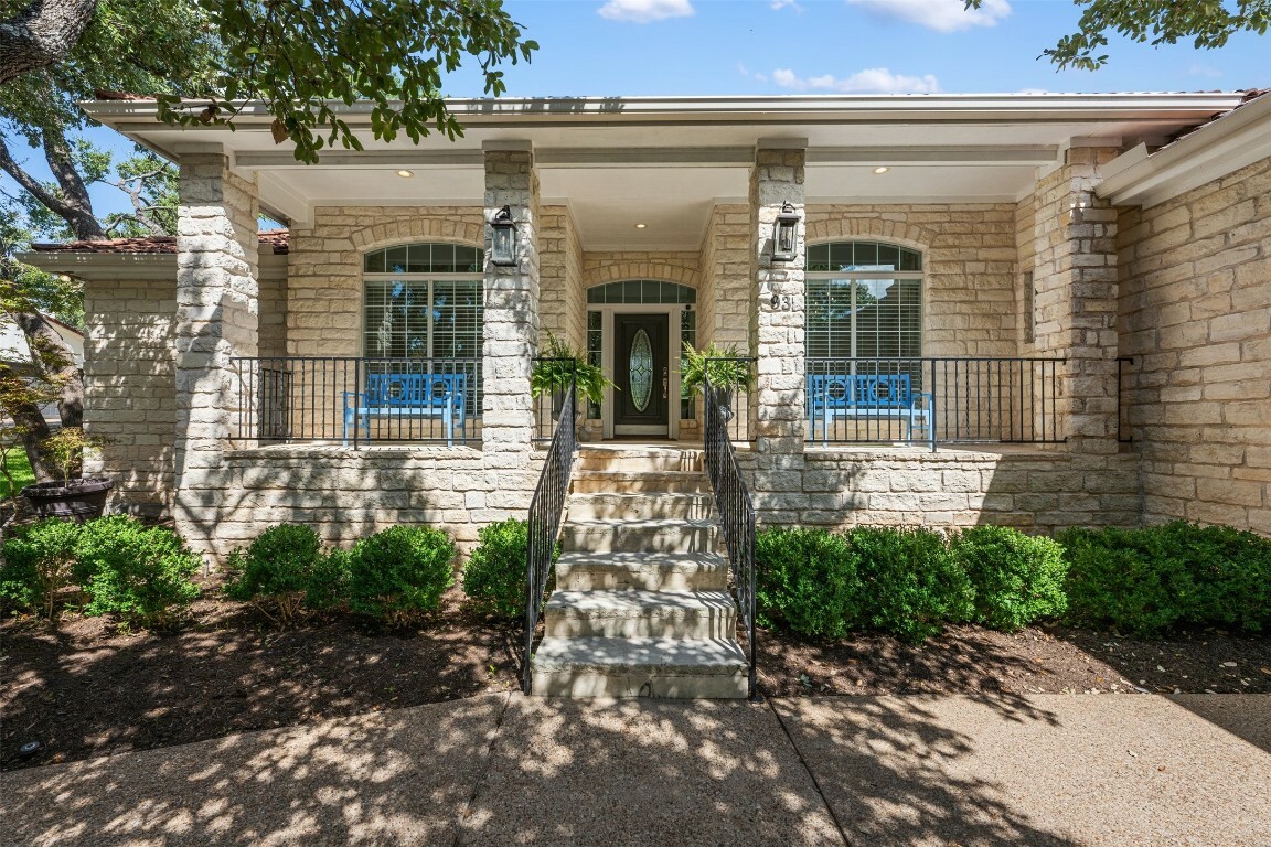 Property Photo:  93 Duck Lake Drive  TX 78734 