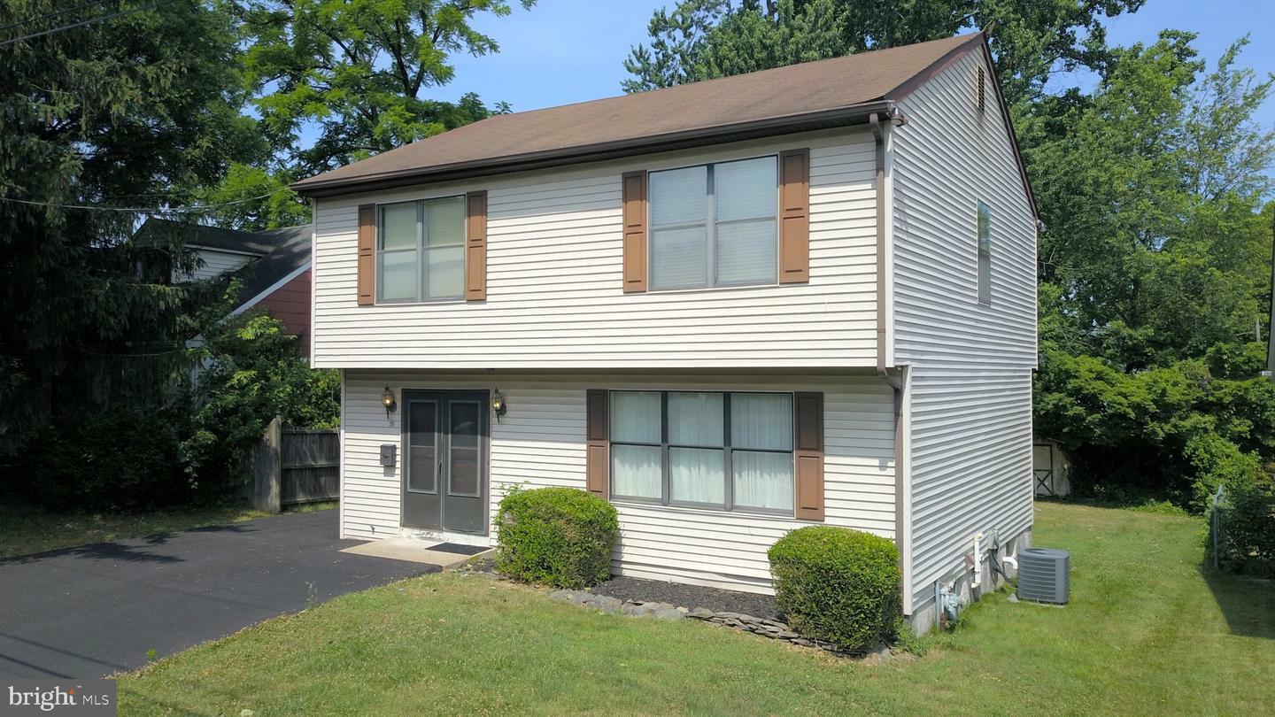 Property Photo:  210 Gilpin Road  PA 19090 