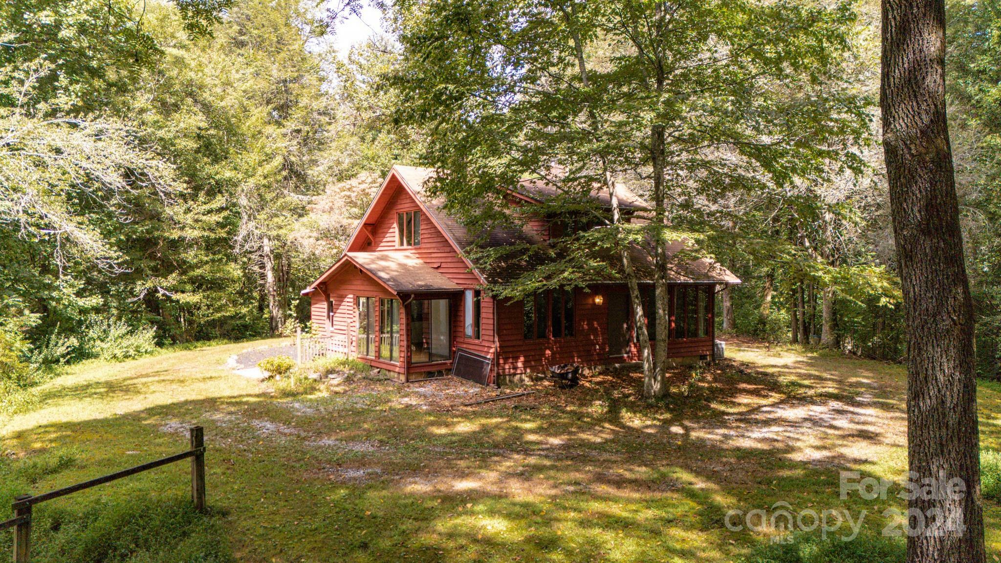 Property Photo:  27 Beddingfield Drive  NC 28790 