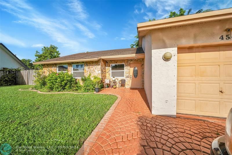 Property Photo:  4541 NW 95th Ave  FL 33351 