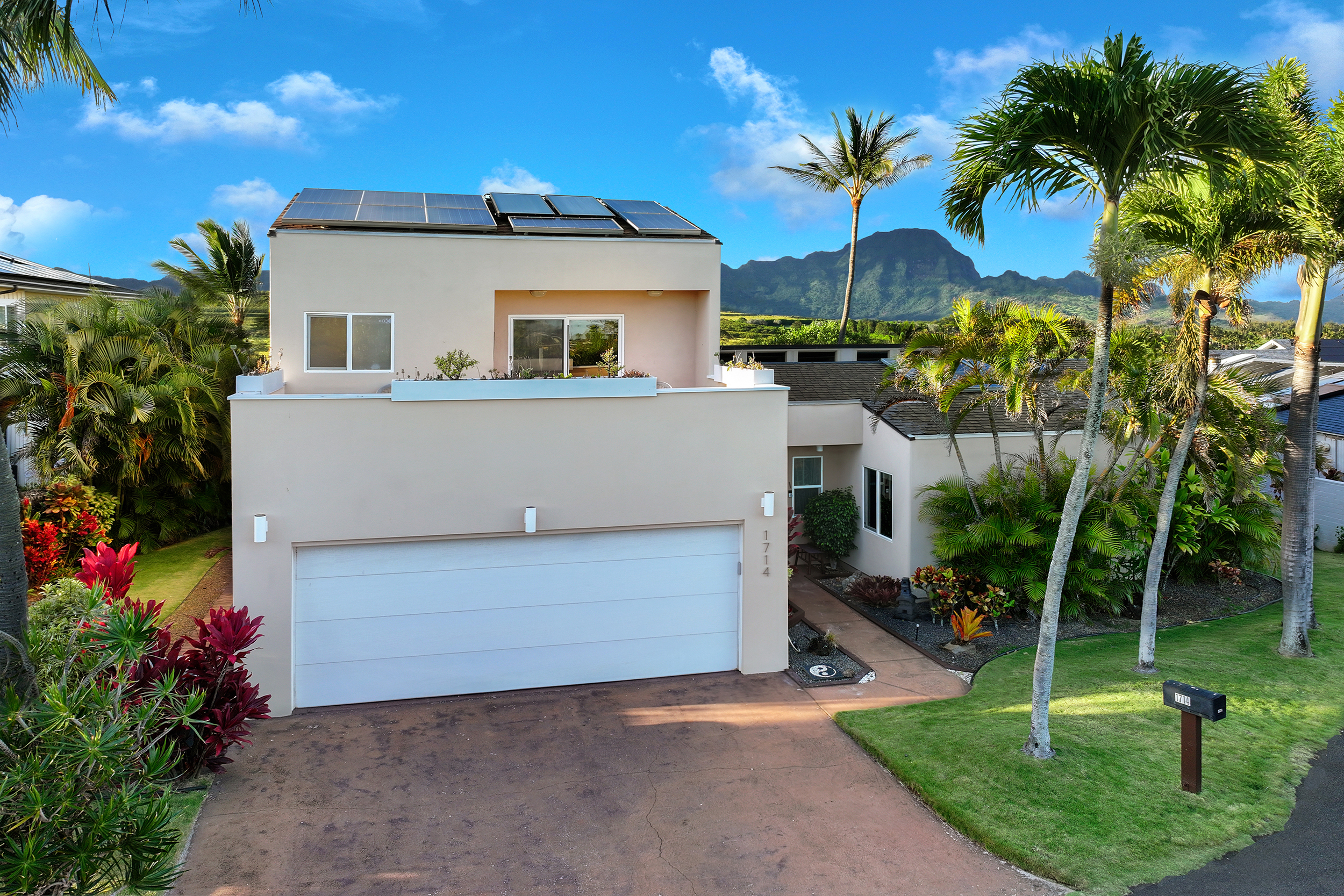 Property Photo:  1714 Keoniloa Pl  HI 96756 