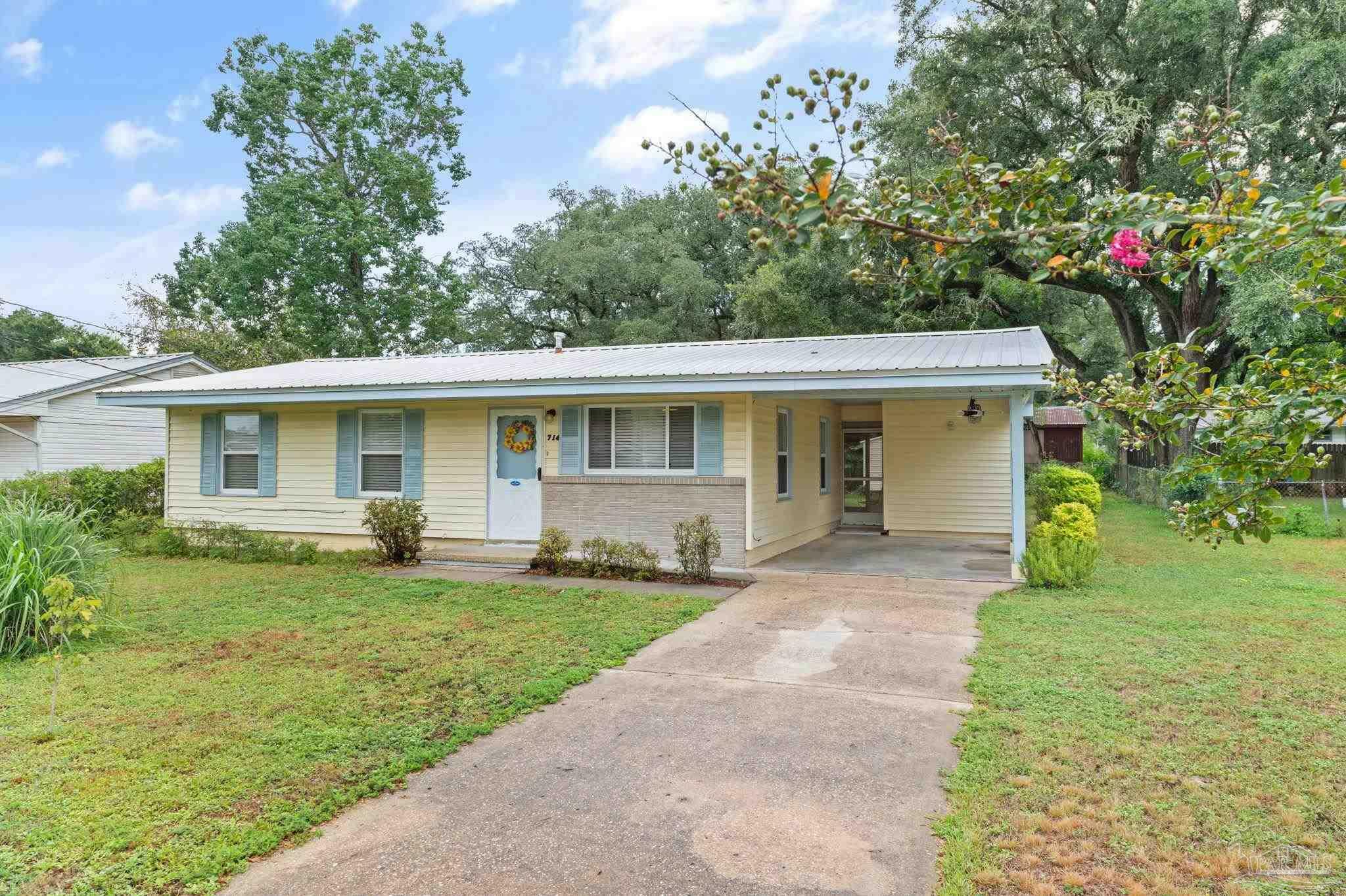 Property Photo:  714 N 79th Ave  FL 32506 