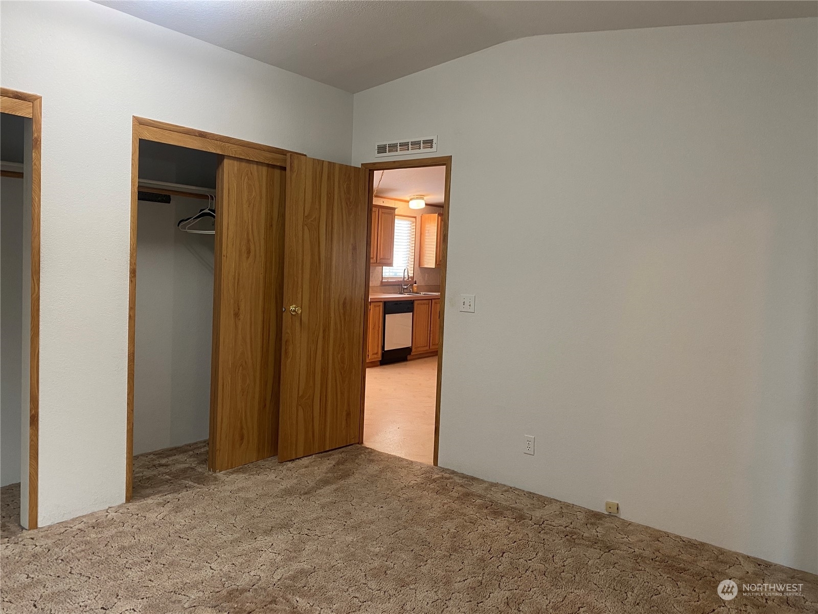 Property Photo: 3010 W Peninsula Drive 114 WA 98837