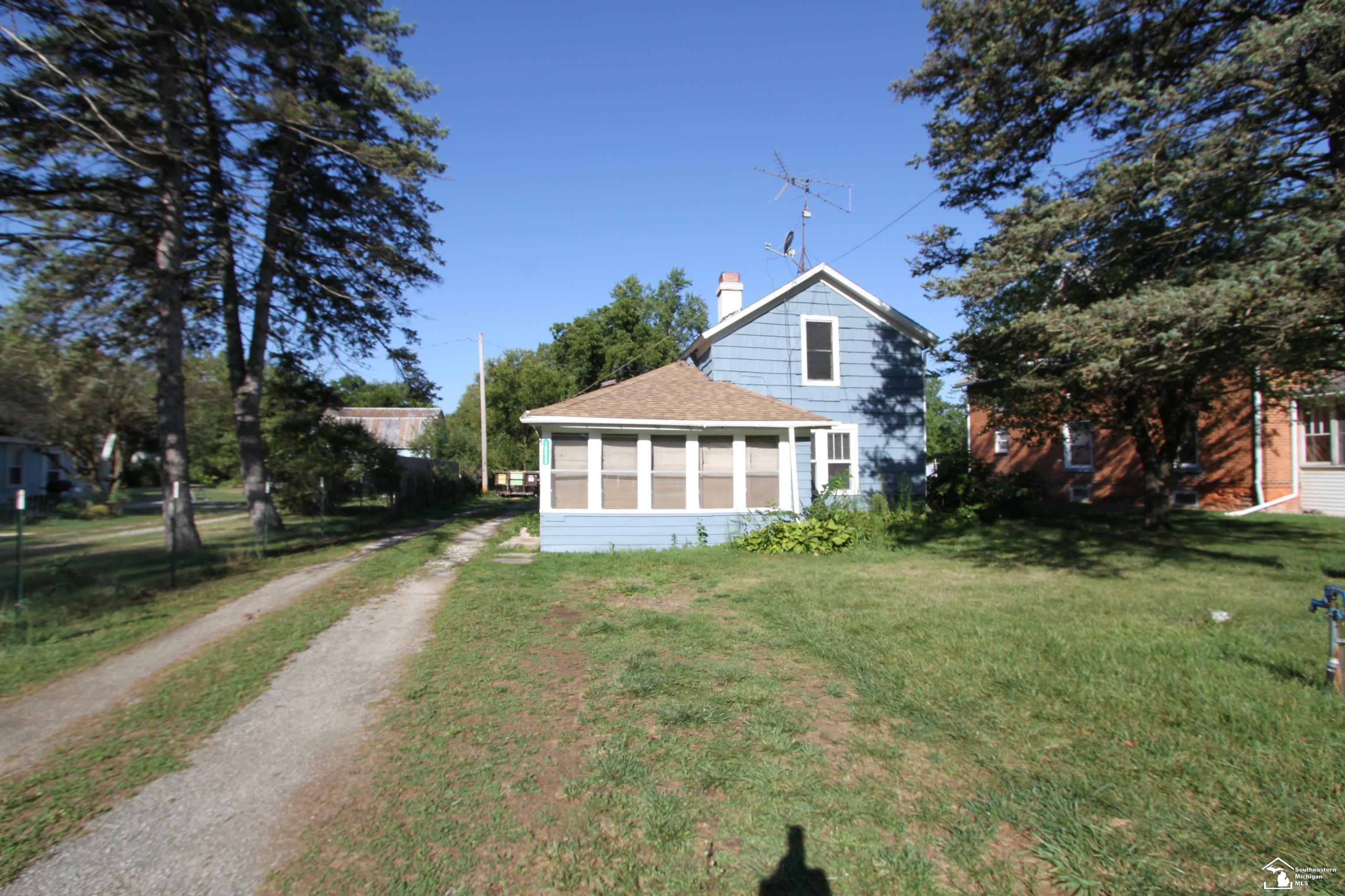 Property Photo:  10023 Azalia Road  MI 48110 