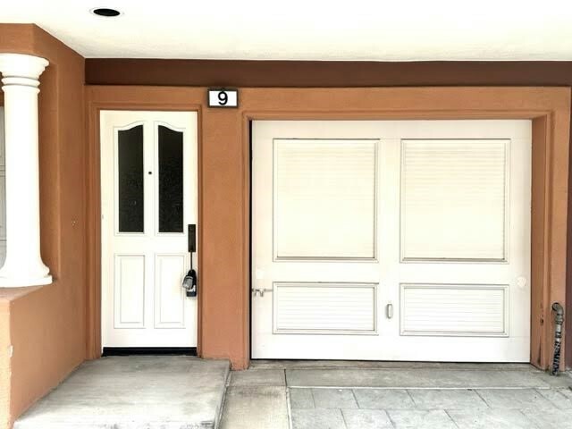 Property Photo: 9 Cuzzano Aisle CA 92606