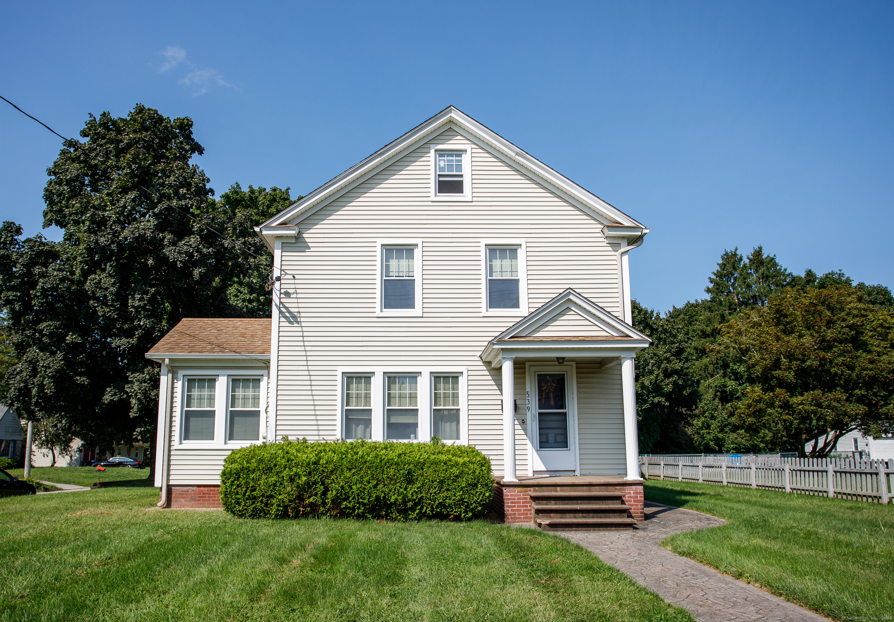 Property Photo:  539 New London Turnpike  CT 06360 