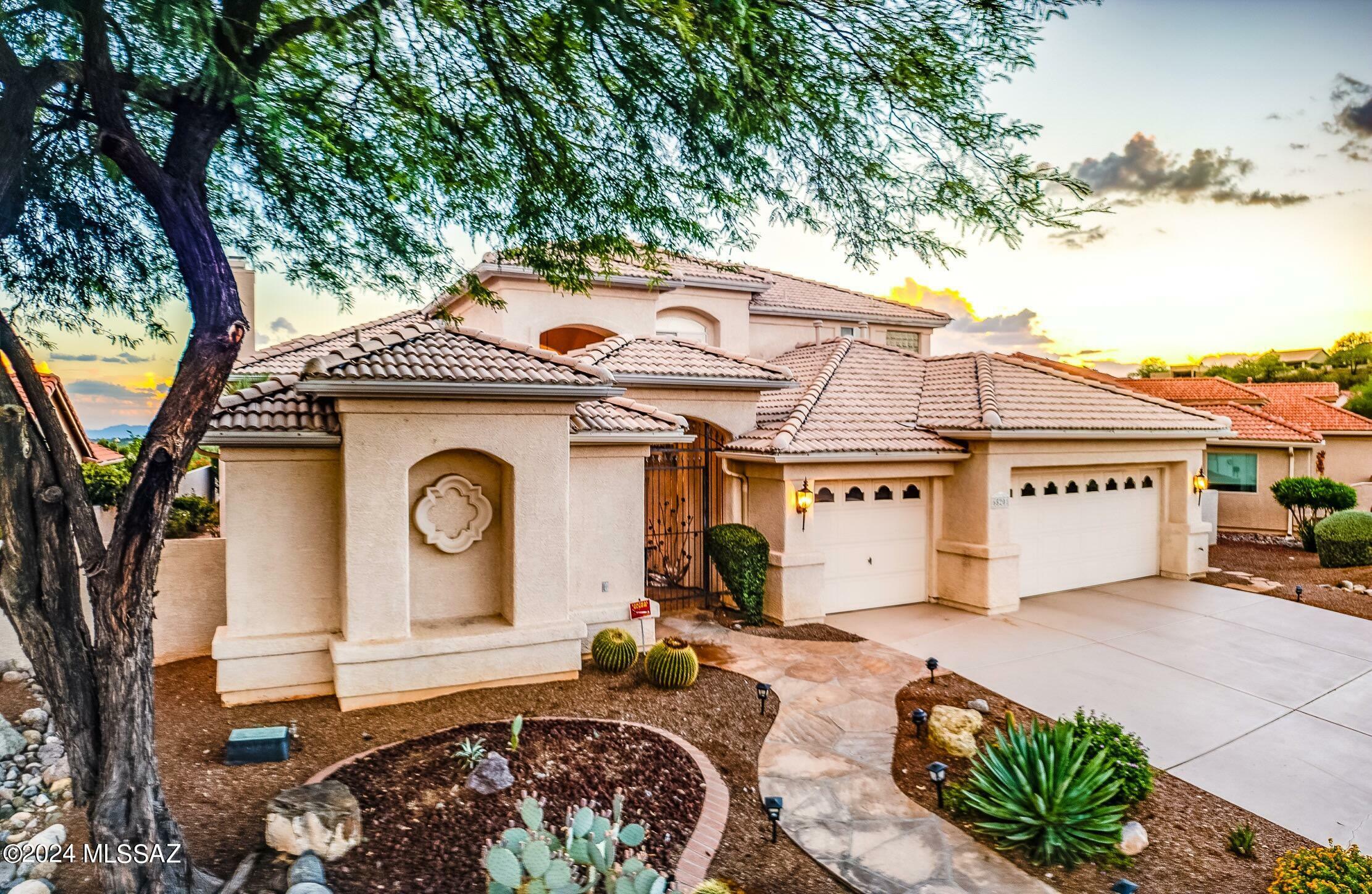 Property Photo:  65201 E Brassie Drive  AZ 85739 