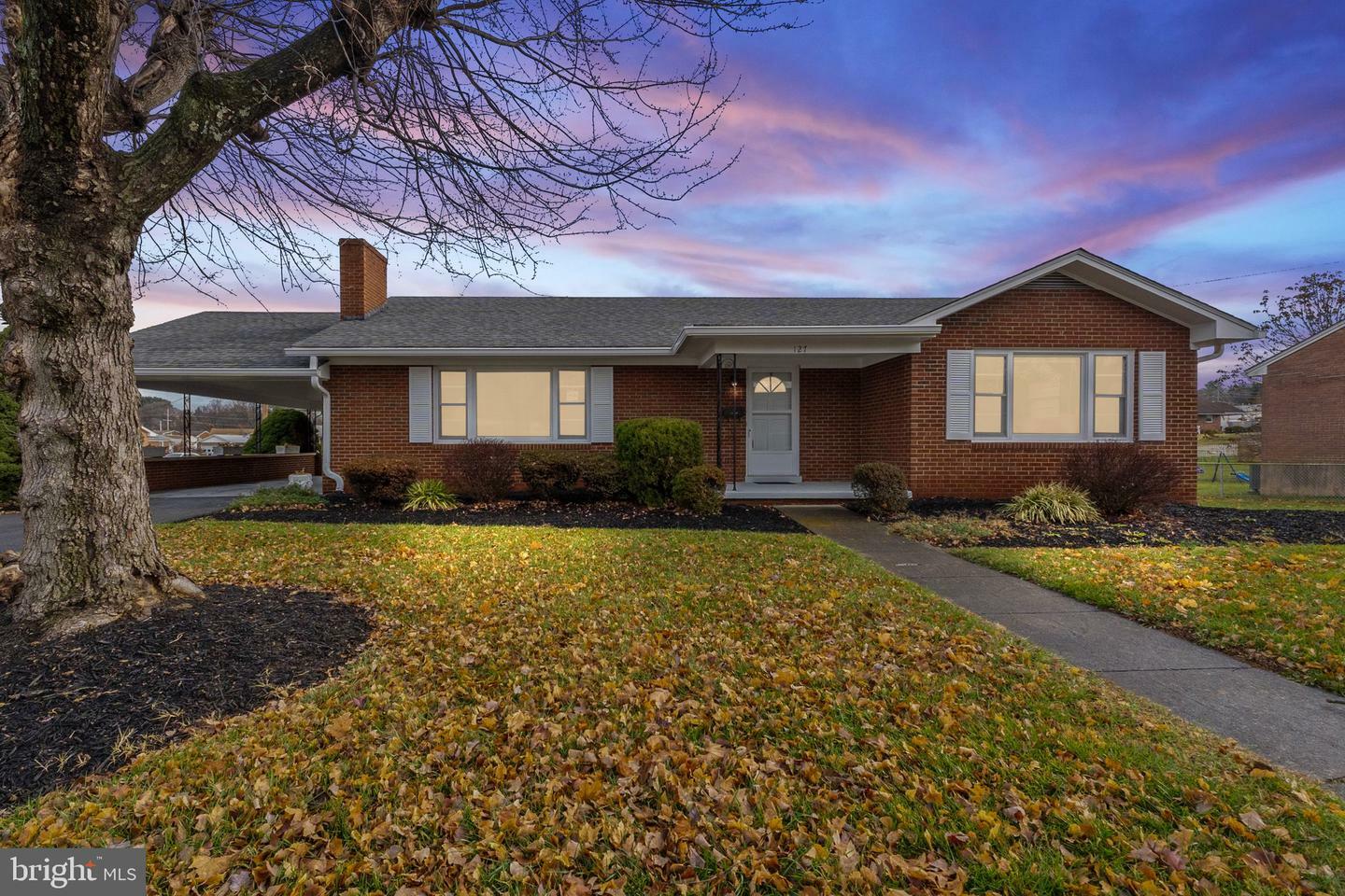 127 Manassas Avenue  Front Royal VA 22630 photo