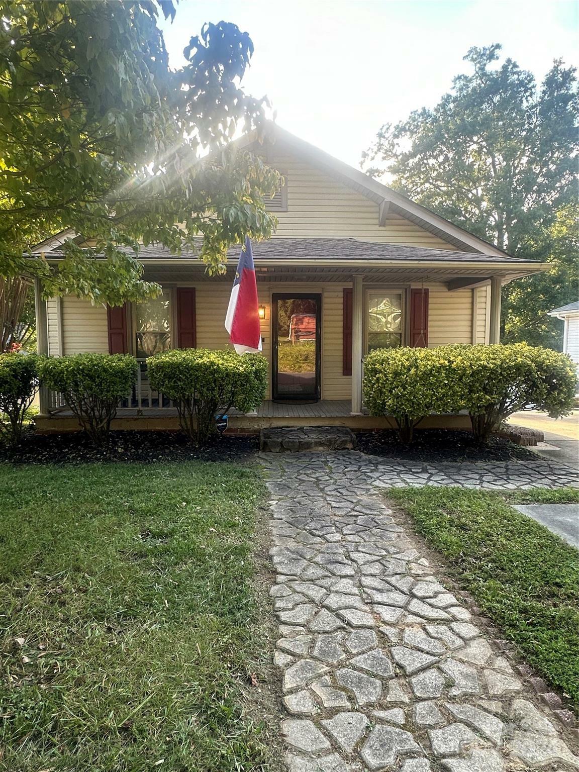 Property Photo:  815 W A Street  NC 28081 