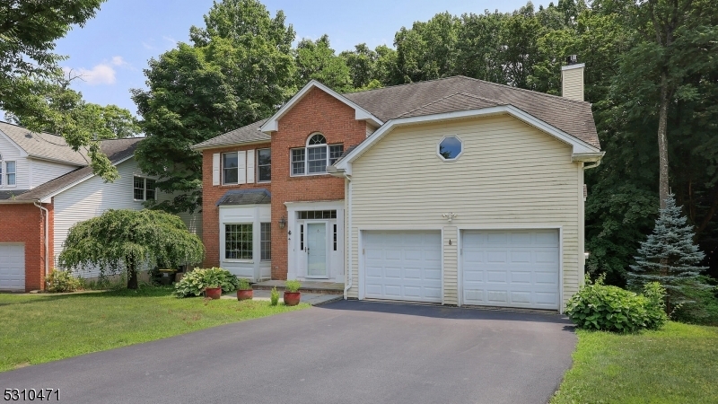 Property Photo:  8 Fox Hollow Trl  NJ 07924 