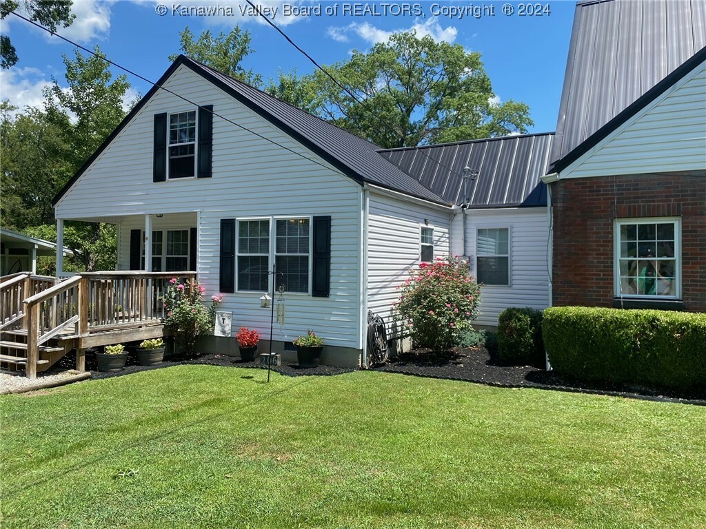 Property Photo:  206 Sun Valley Drive  WV 25177 