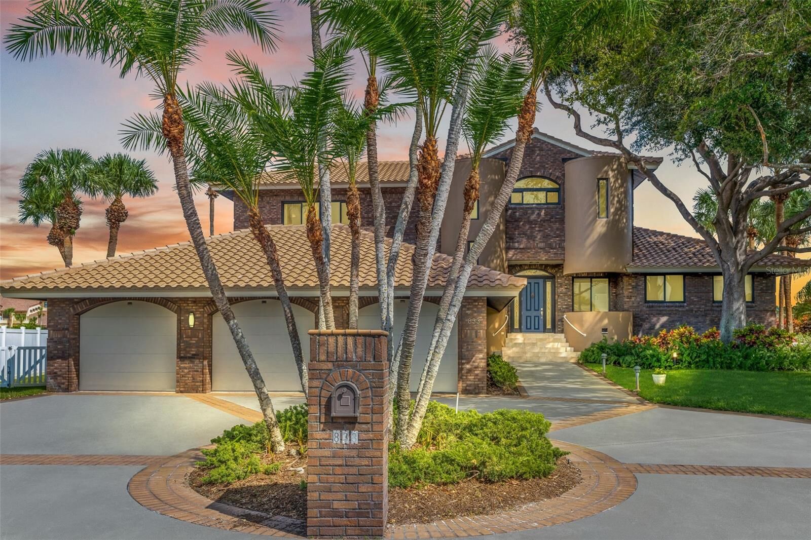 Photo de la propriété: 833 Ponce De Leon Drive FL 33715