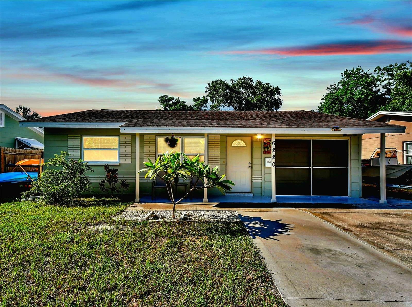 Property Photo:  6220 5th Avenue S  FL 33707 