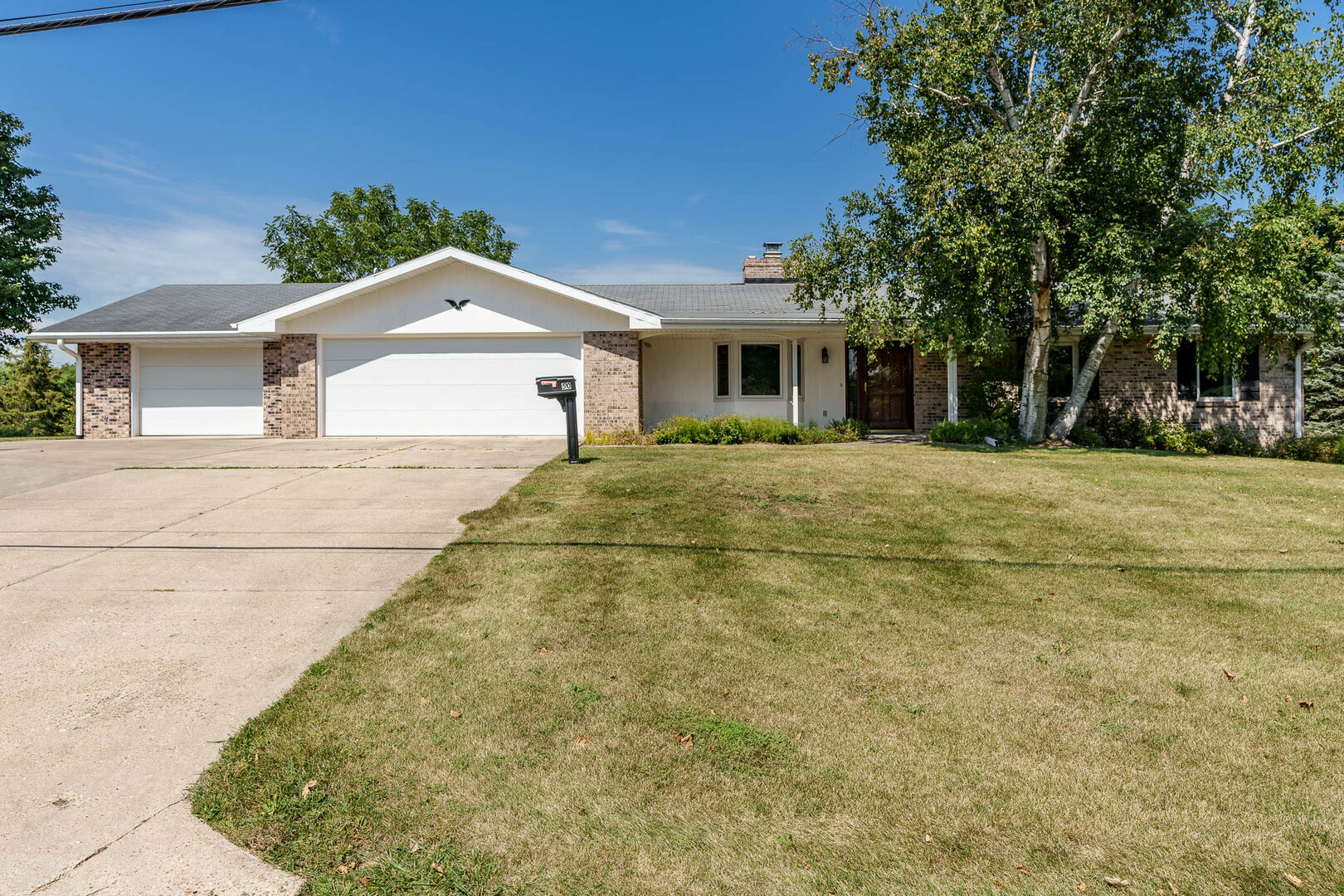 Property Photo:  50 Homestead Drive  IL 61032 