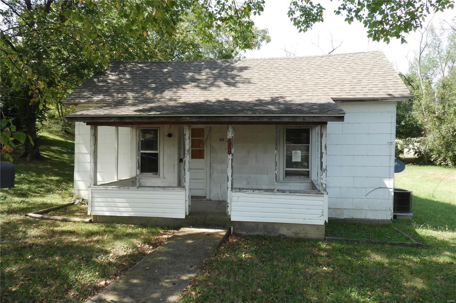 Property Photo:  202 Bennett Street  MO 63601 