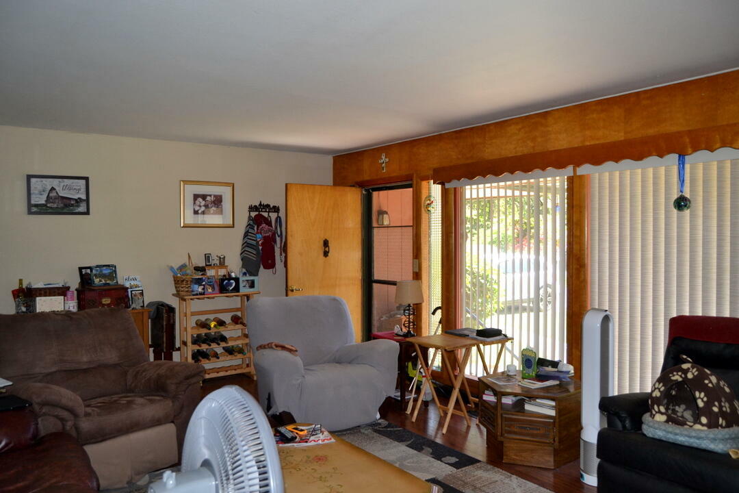 Property Photo:  170 Blue Jay Lane  OR 97527 