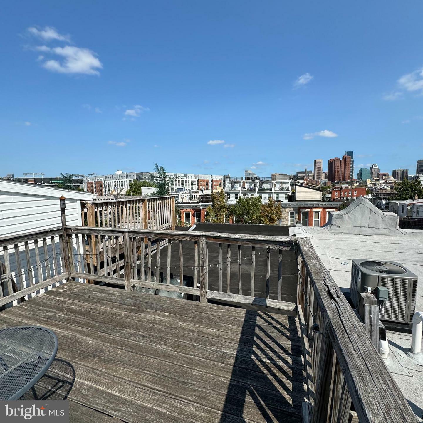 Property Photo:  105 W Ostend Street  MD 21230 