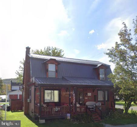 Property Photo:  606 Ridgley Street  PA 17243 