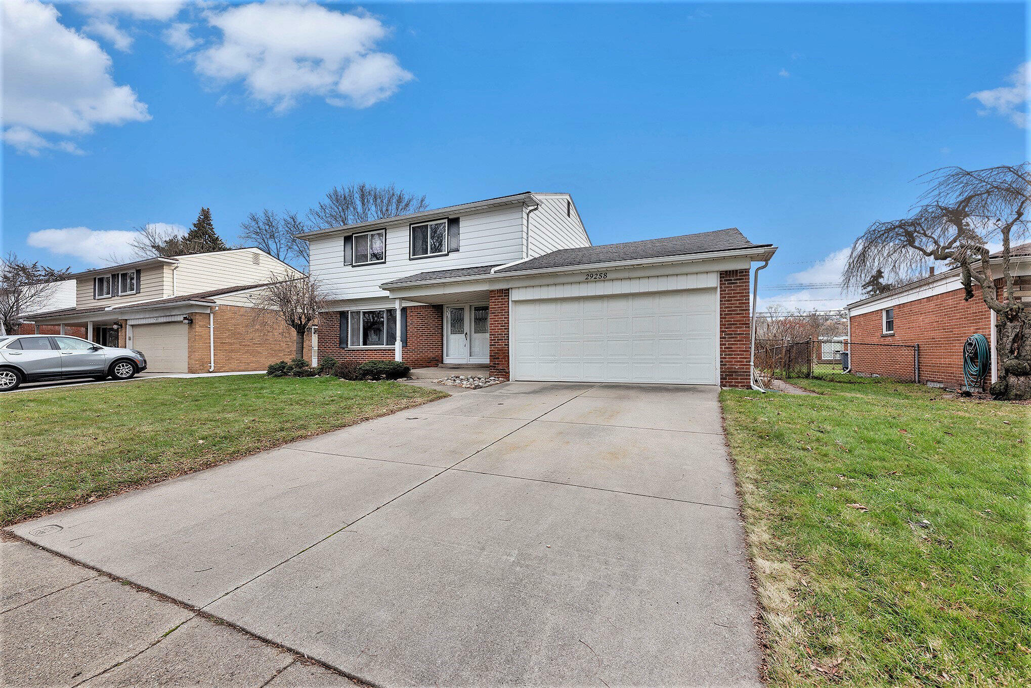 Property Photo:  29258 Walker Drive  MI 48092 