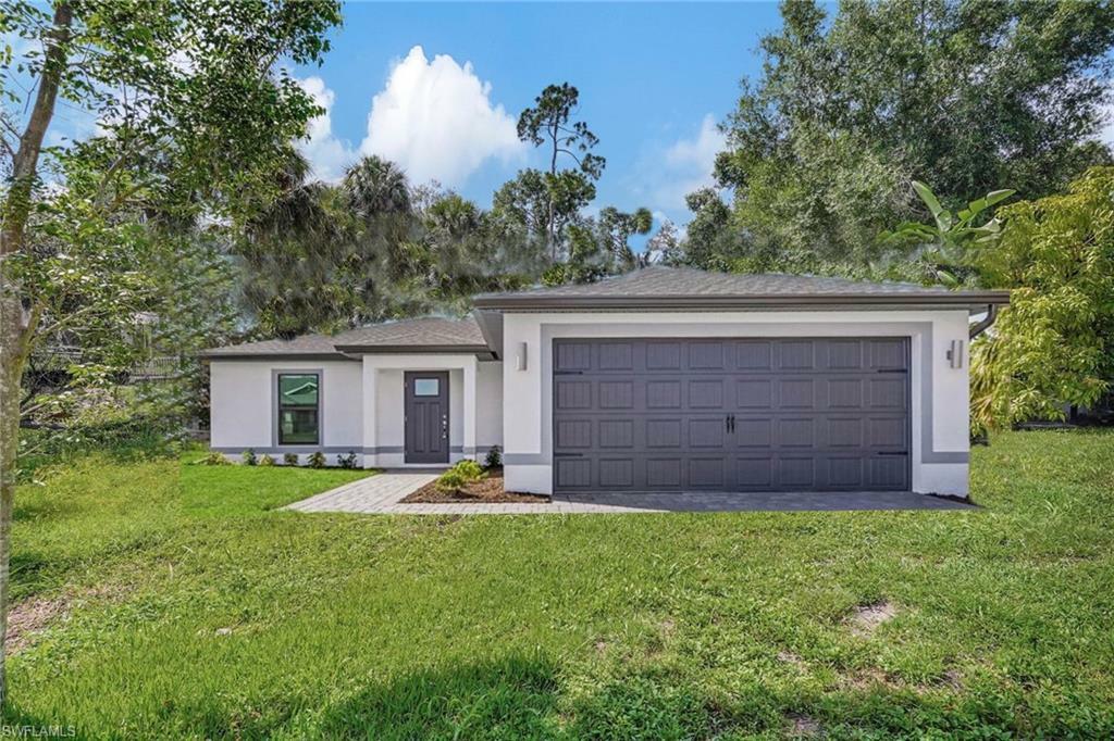 Property Photo: 4627 Little River Ln FL 33905