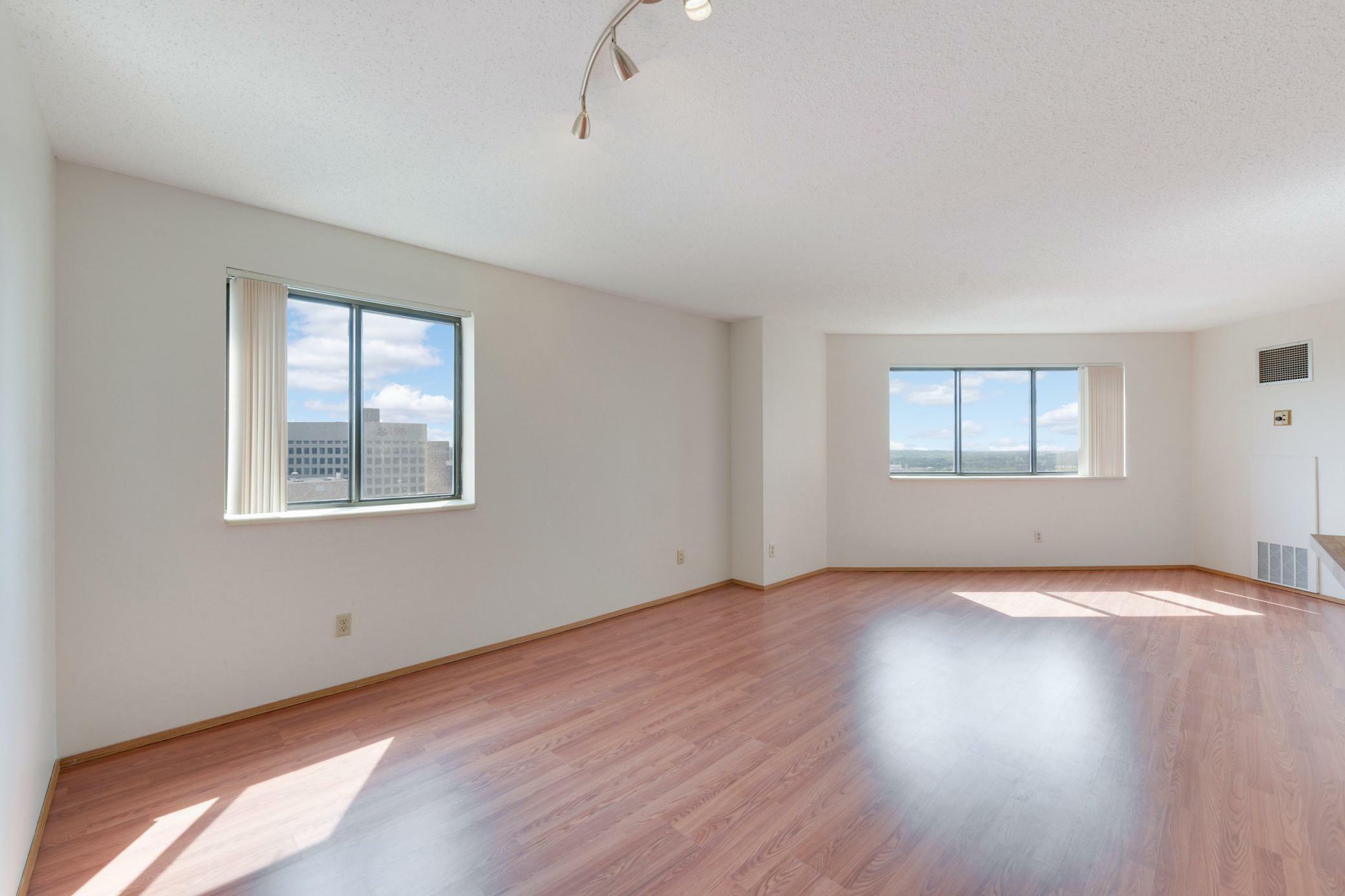 Property Photo:  78 10th Street E 2902  MN 55101 