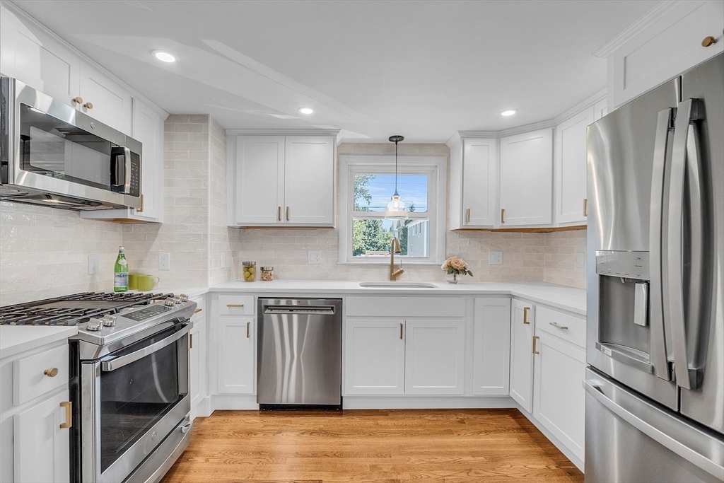 Property Photo:  26 Arcadia Ave  MA 02452 