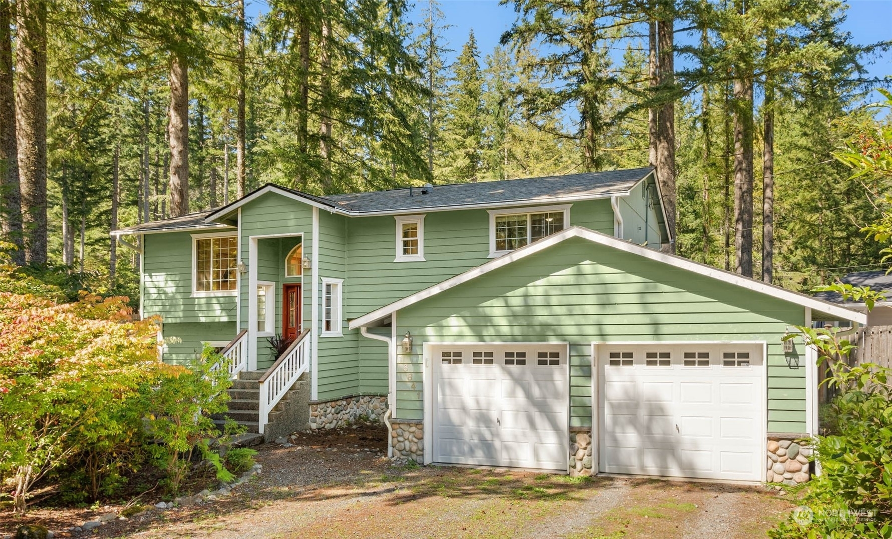 Property Photo:  16841 427th Place SE  WA 98045 