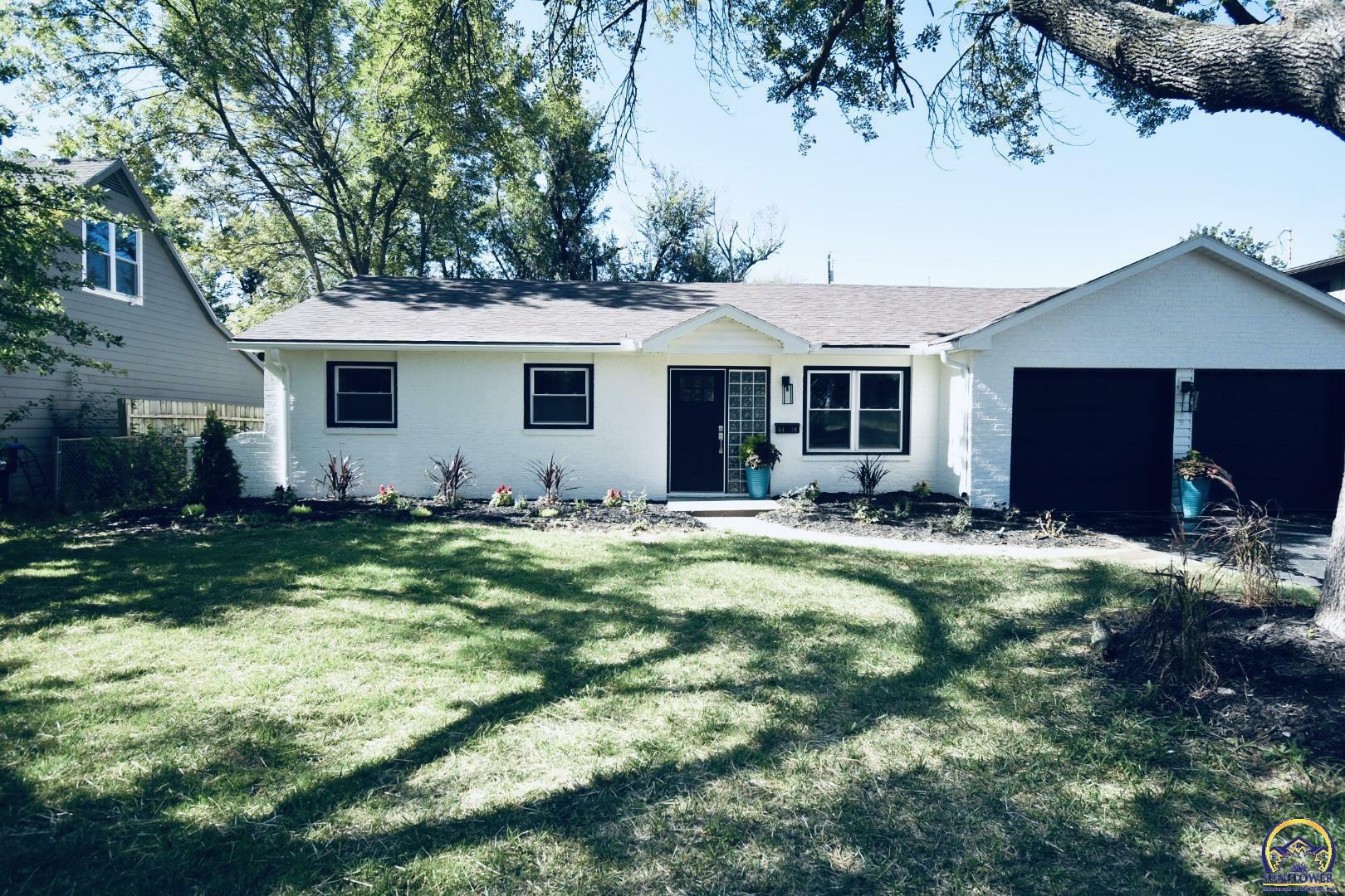 Property Photo: 4419 SW Twilight Dr KS 66614