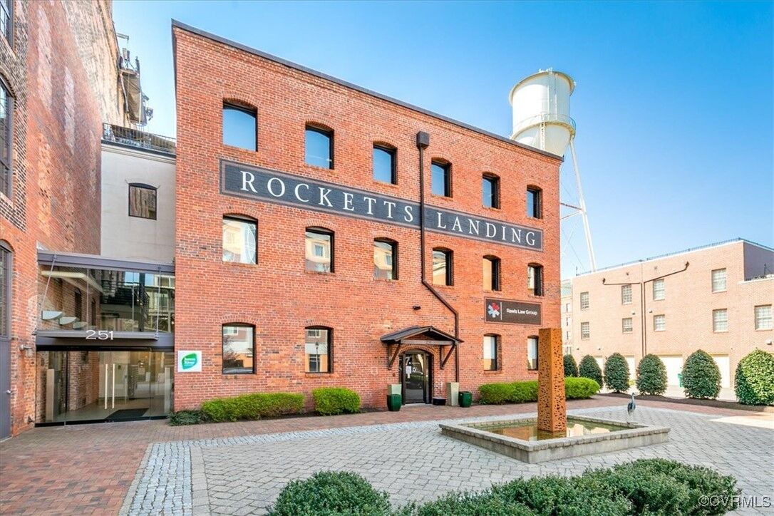 Property Photo:  251 Rocketts Way 110  VA 23231 