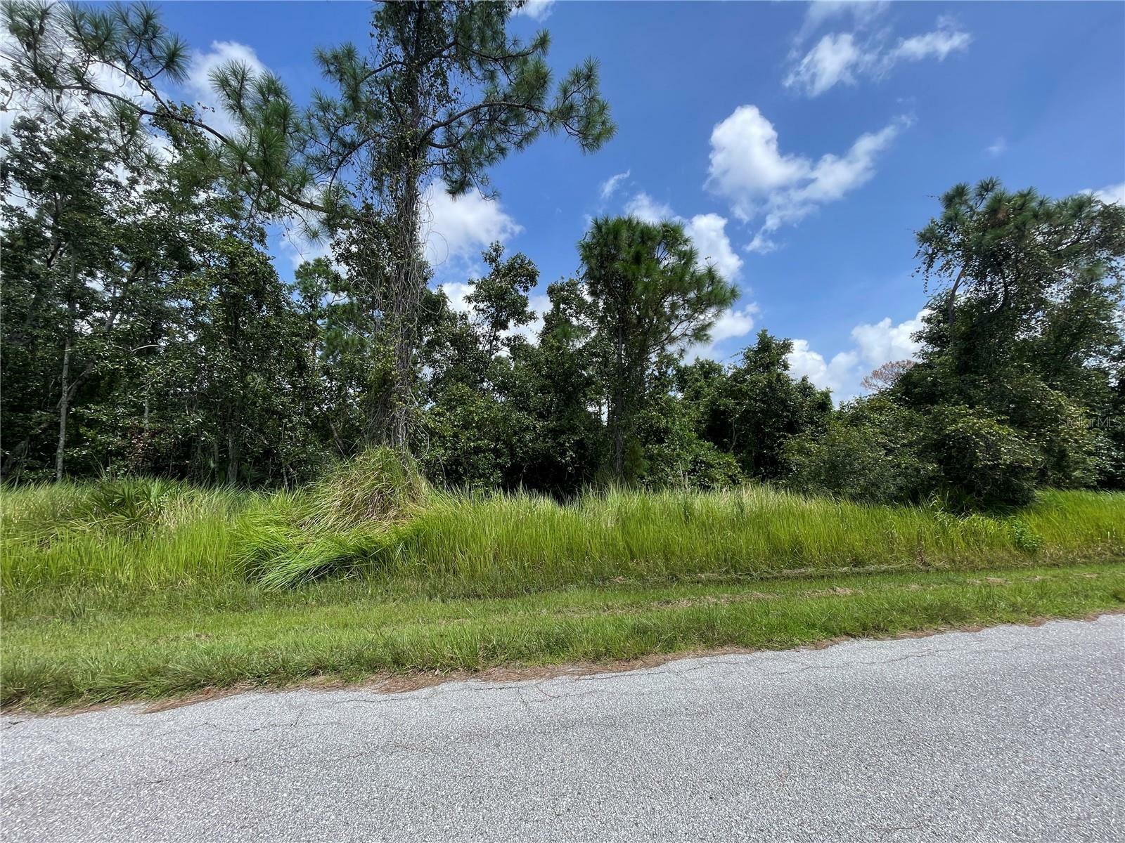 Property Photo:  7806 Bernal Drive  FL 33872 