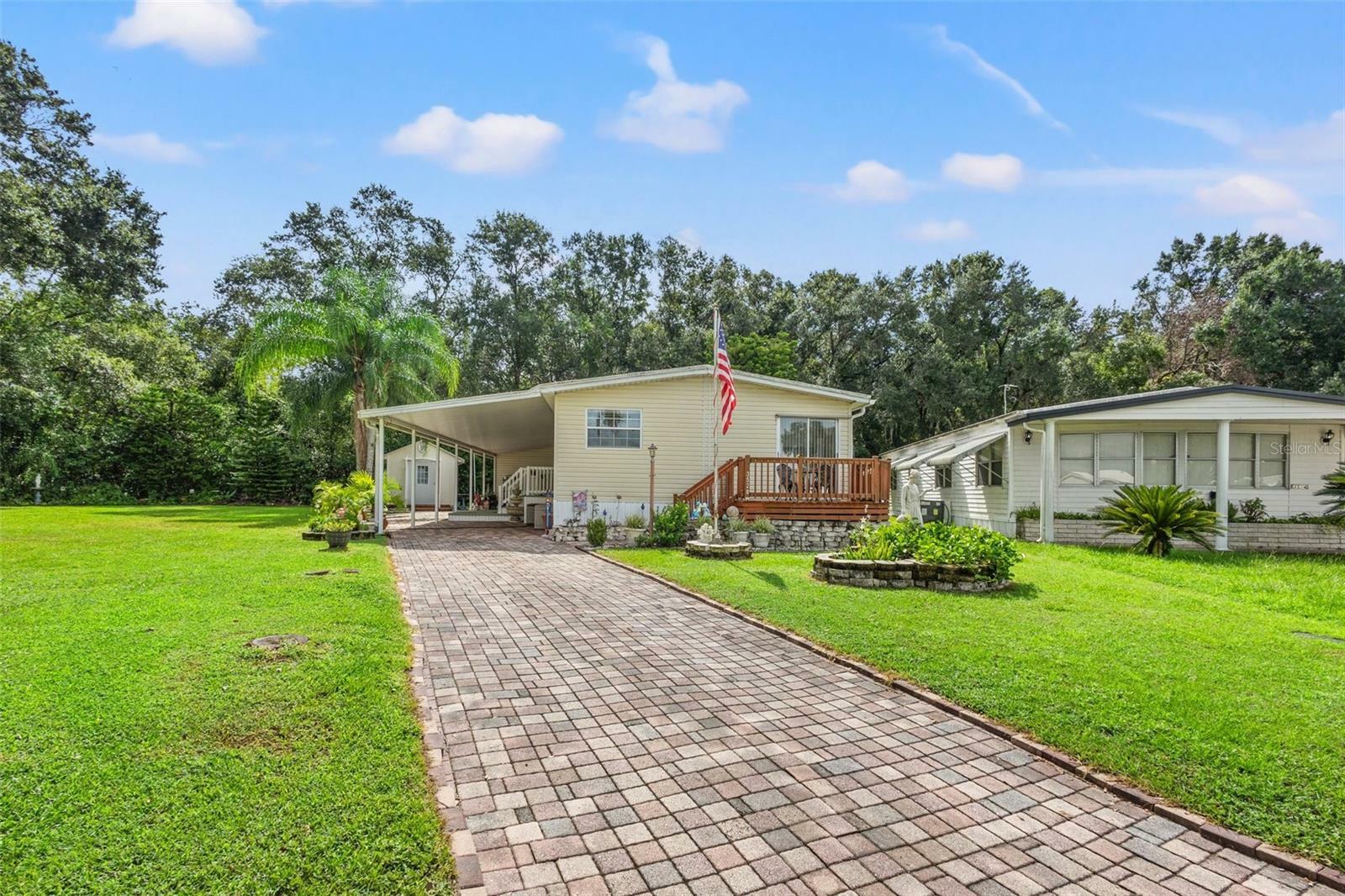 Property Photo:  3528 Castle Drive  FL 33540 