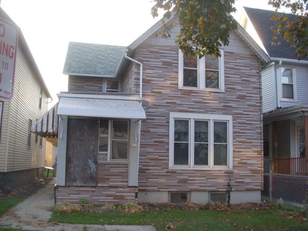 Property Photo: 211 N 37th St WI 53208