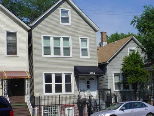 Property Photo:  1624 N Western Avenue Ph-2  IL 60647 