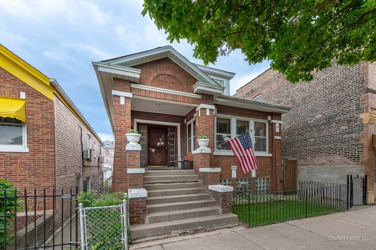 Property Photo:  3253 S May Street  IL 60608 