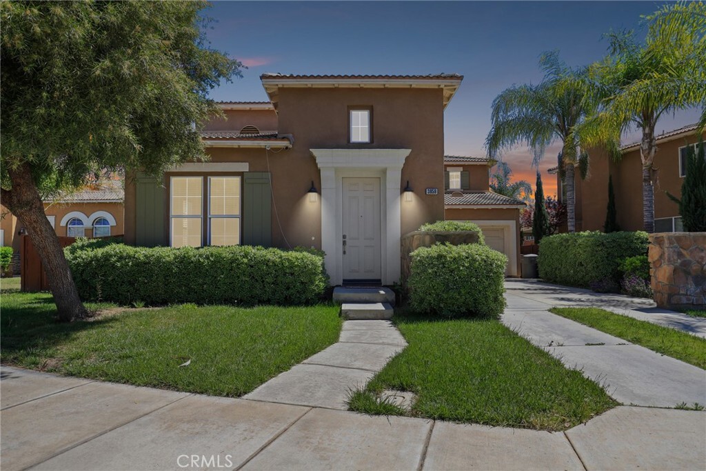 Property Photo: 3859 Bella Isola Lane CA 92571