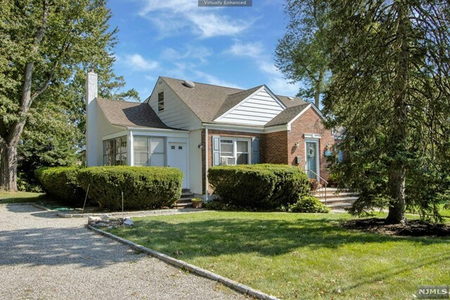 Property Photo:  38 Park Avenue  NJ 07630 