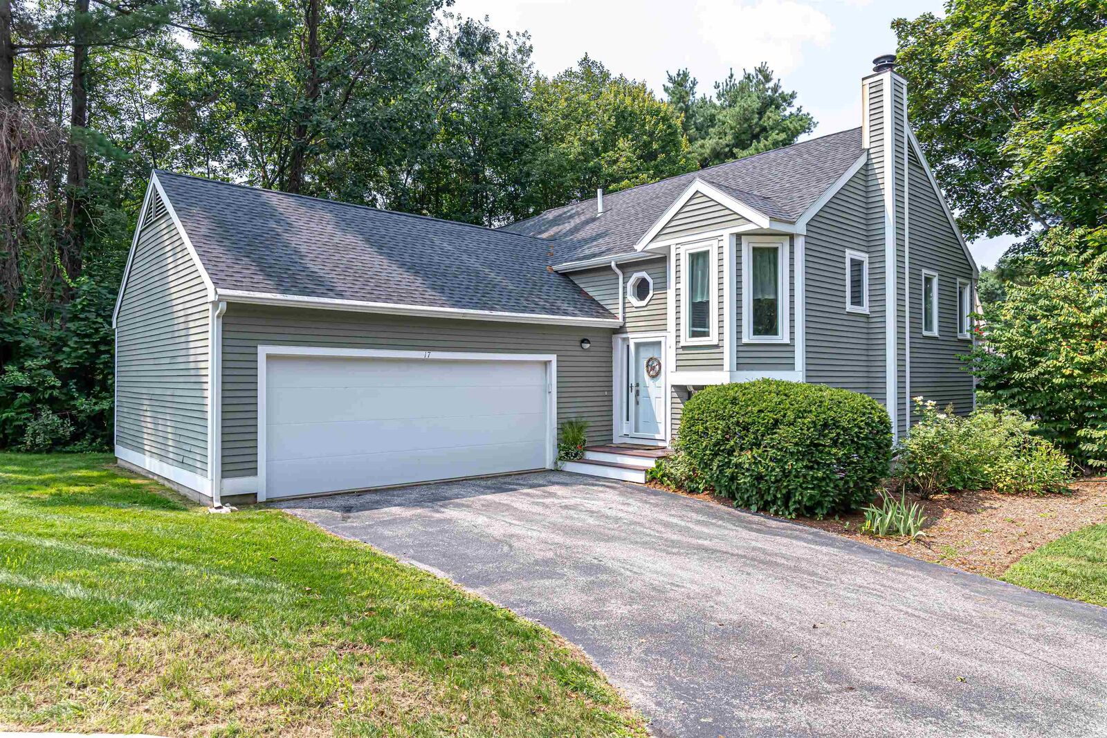 Property Photo:  17 Charles Chase Way  NH 03104 