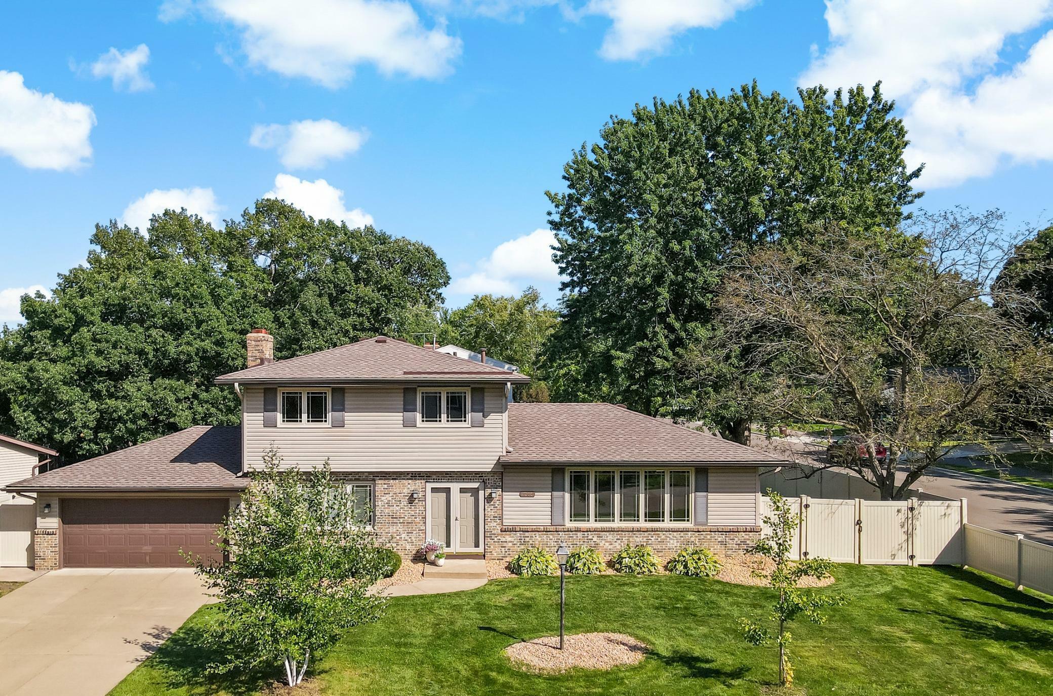 7265 Wyndham Way  Woodbury MN 55125 photo