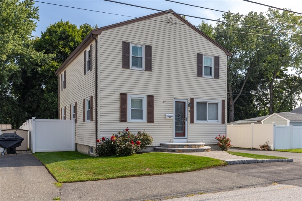 Property Photo:  5 Granite Road  MA 01960 