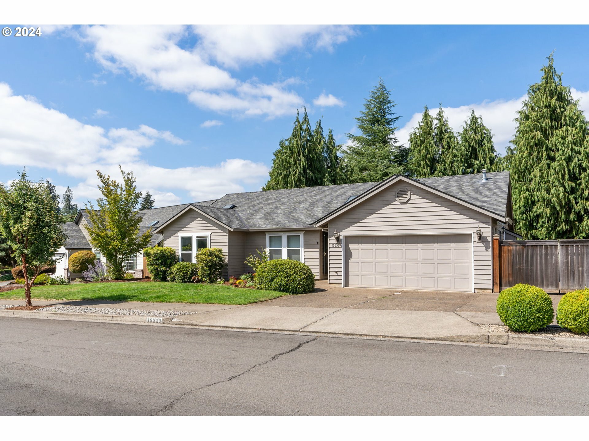 13333 Deer Meadows Rd  Oregon City OR 97045 photo