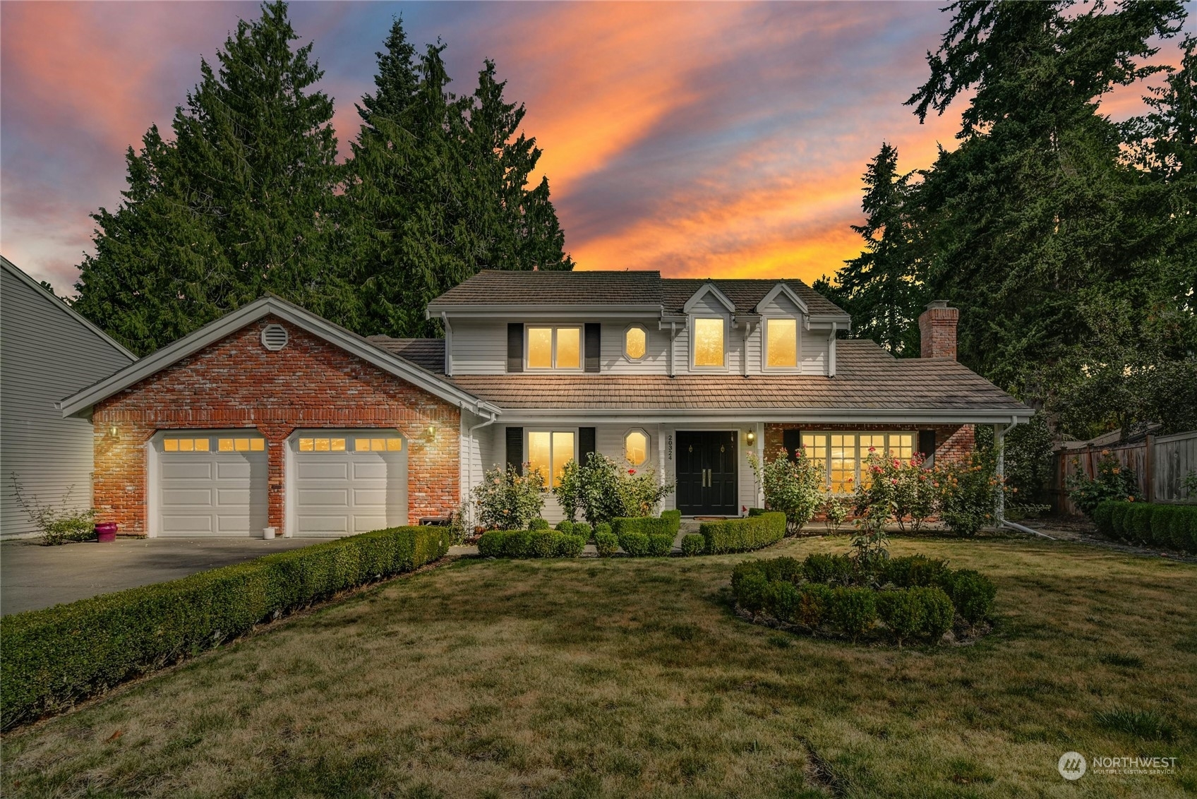 Property Photo:  20324 NE 39th Street  WA 98074 