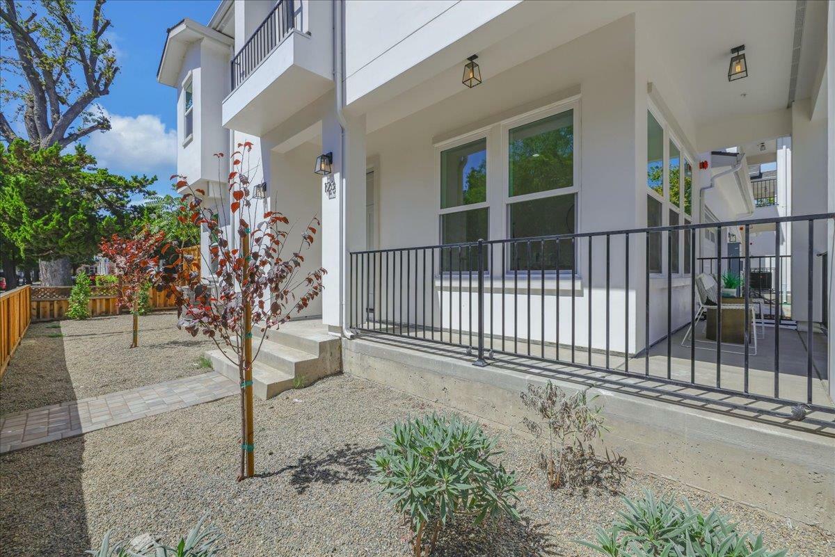 Property Photo:  123 West Reed Street  CA 95110 