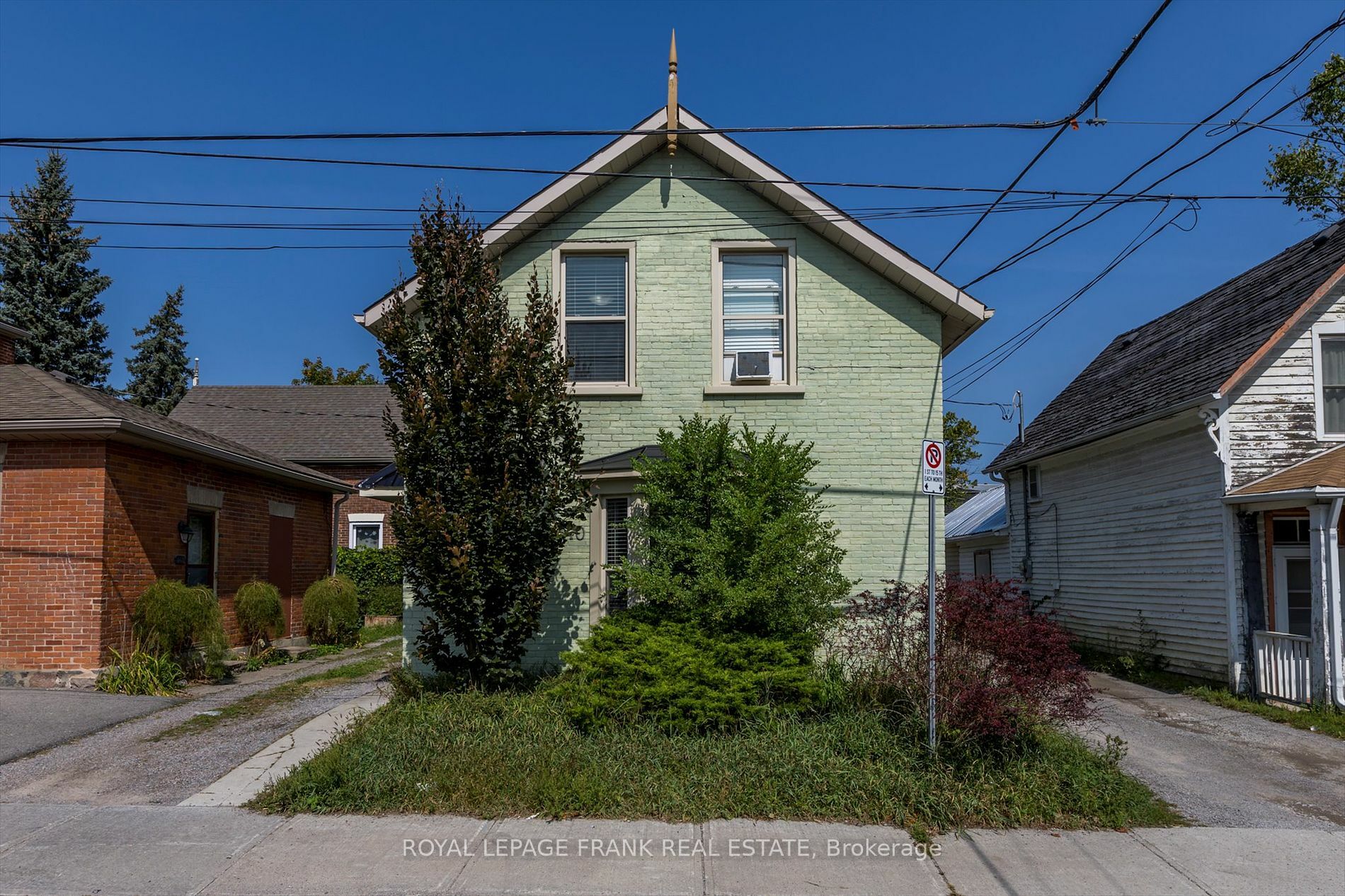 Photo de la propriété:  140 Antrim St  ON K9H 3G3 