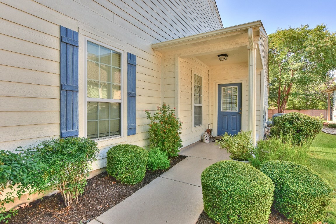 Property Photo:  308 Portsmouth Drive  TX 78633 